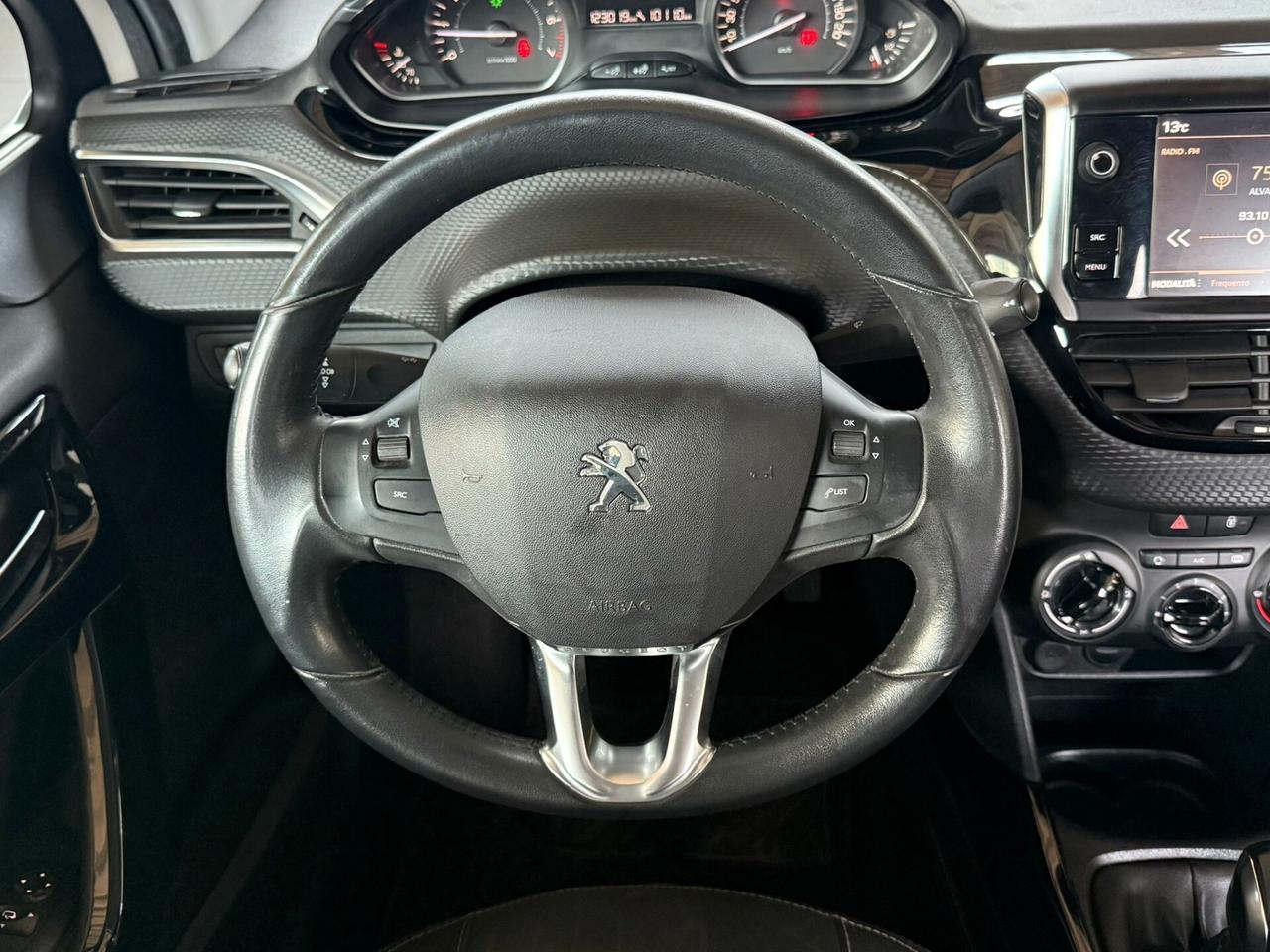 Peugeot 2008 PureTech 82 S&S Allure