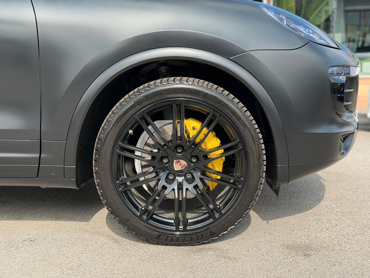 Porsche Cayenne 3.0 Diesel /km docnavi/pelle/chrono/21"