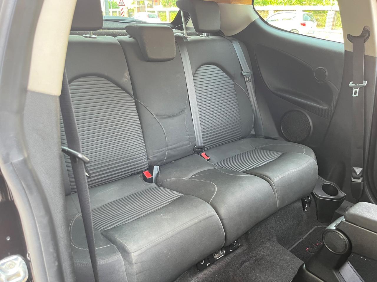 Alfa Romeo MiTo 1.3 JTDm-2 95 CV S&S Distinctive