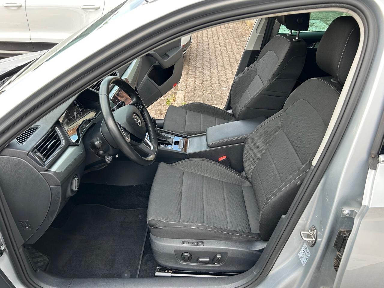 Skoda Superb Wagon 2.0 tdi 4x4 190cv dsg GRANDINATA