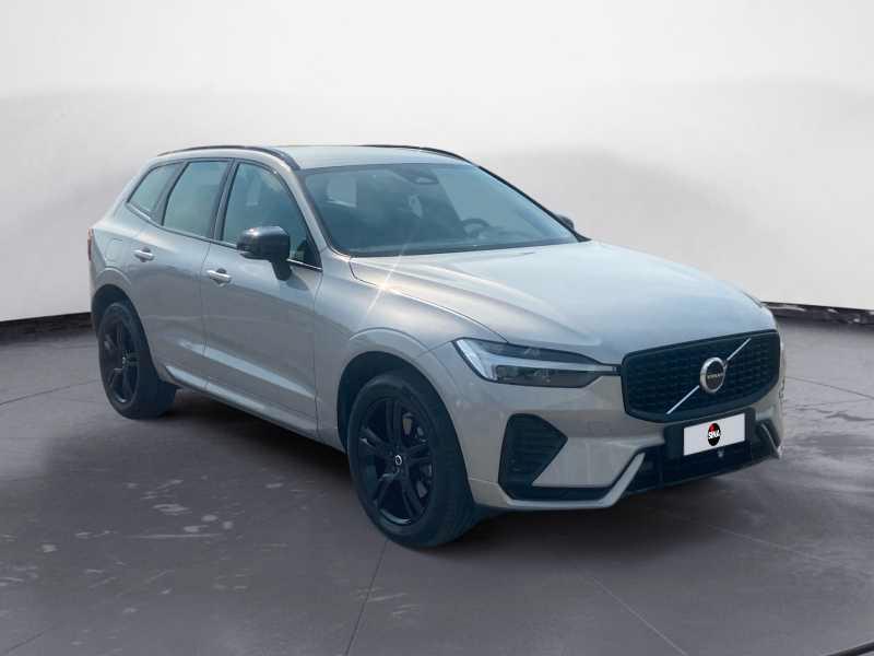 VOLVO XC60 2.0 b4 R-design AwD AuTo