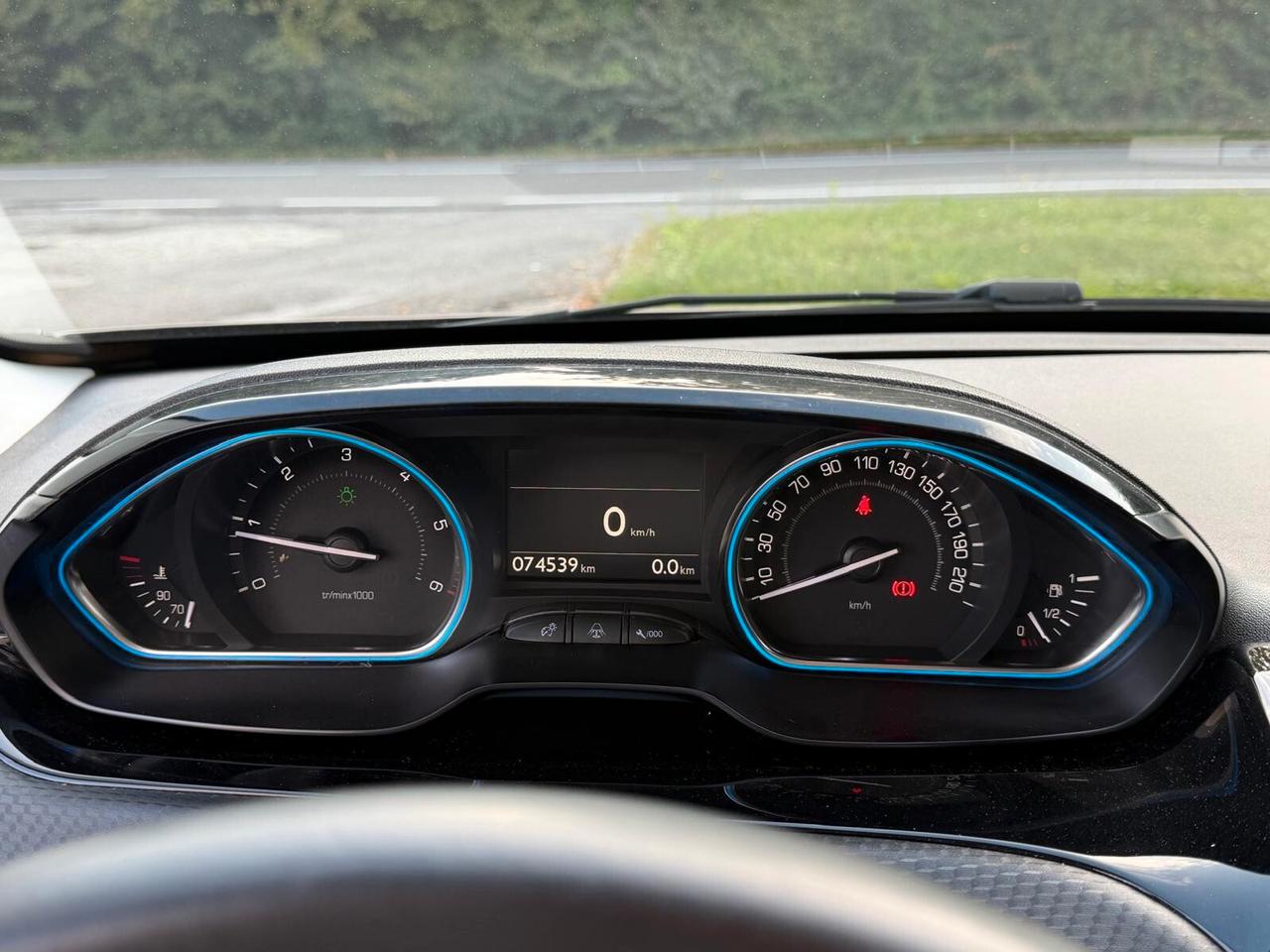 Peugeot 2008 1.6 e-HDi 92 CV Stop&Start Allure