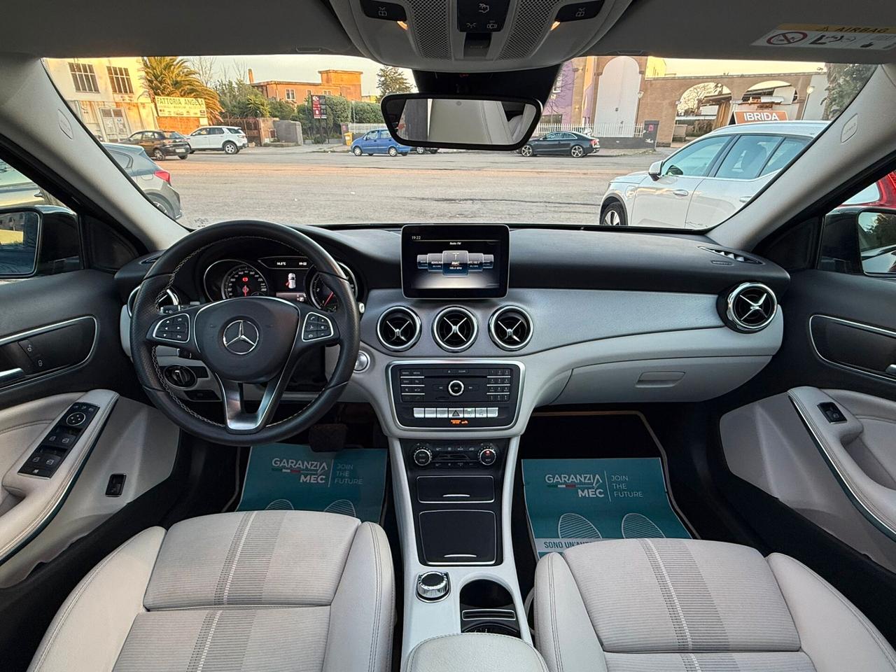 Mercedes GLA 200d Sport