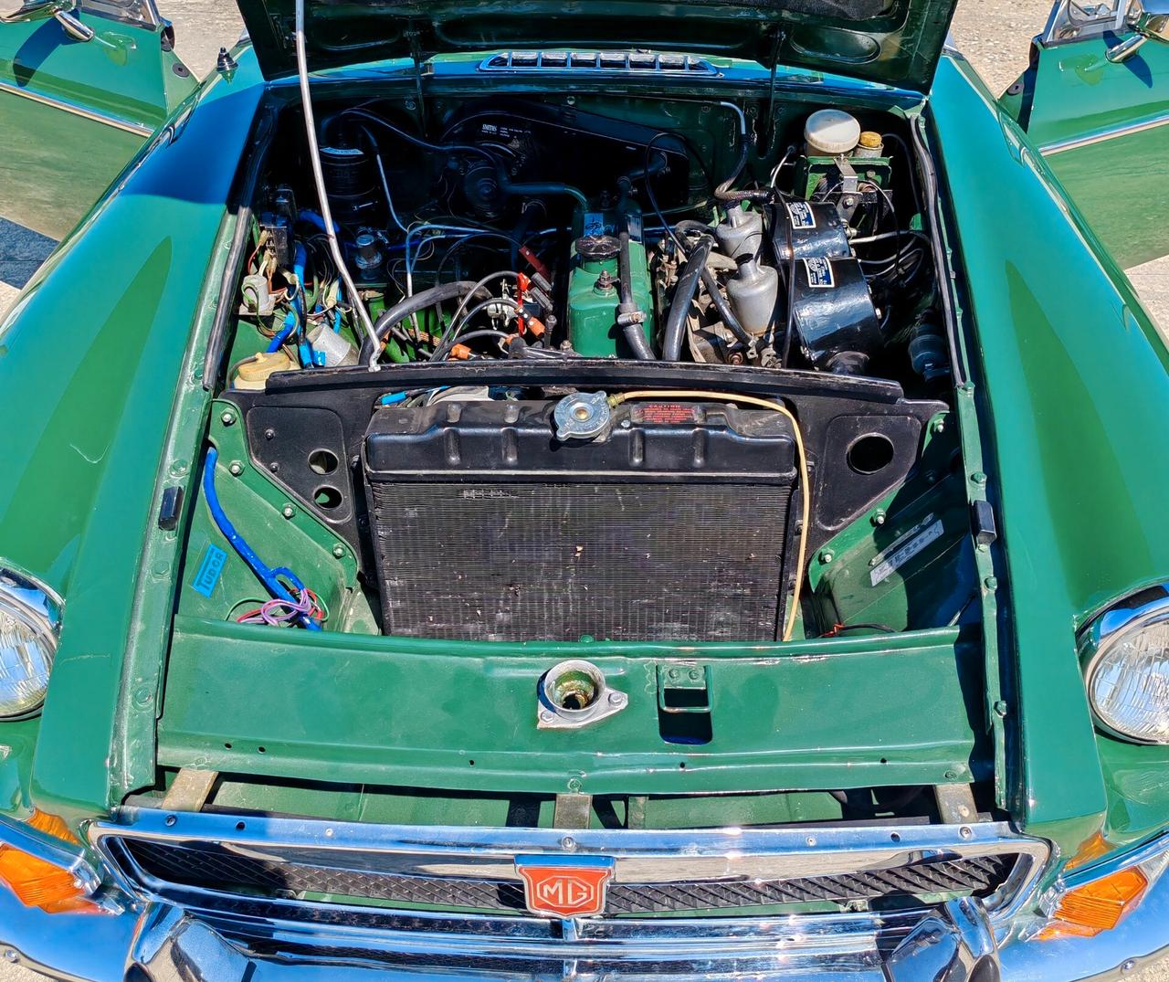 MG B Roadster (RESTAURO TOTALE)