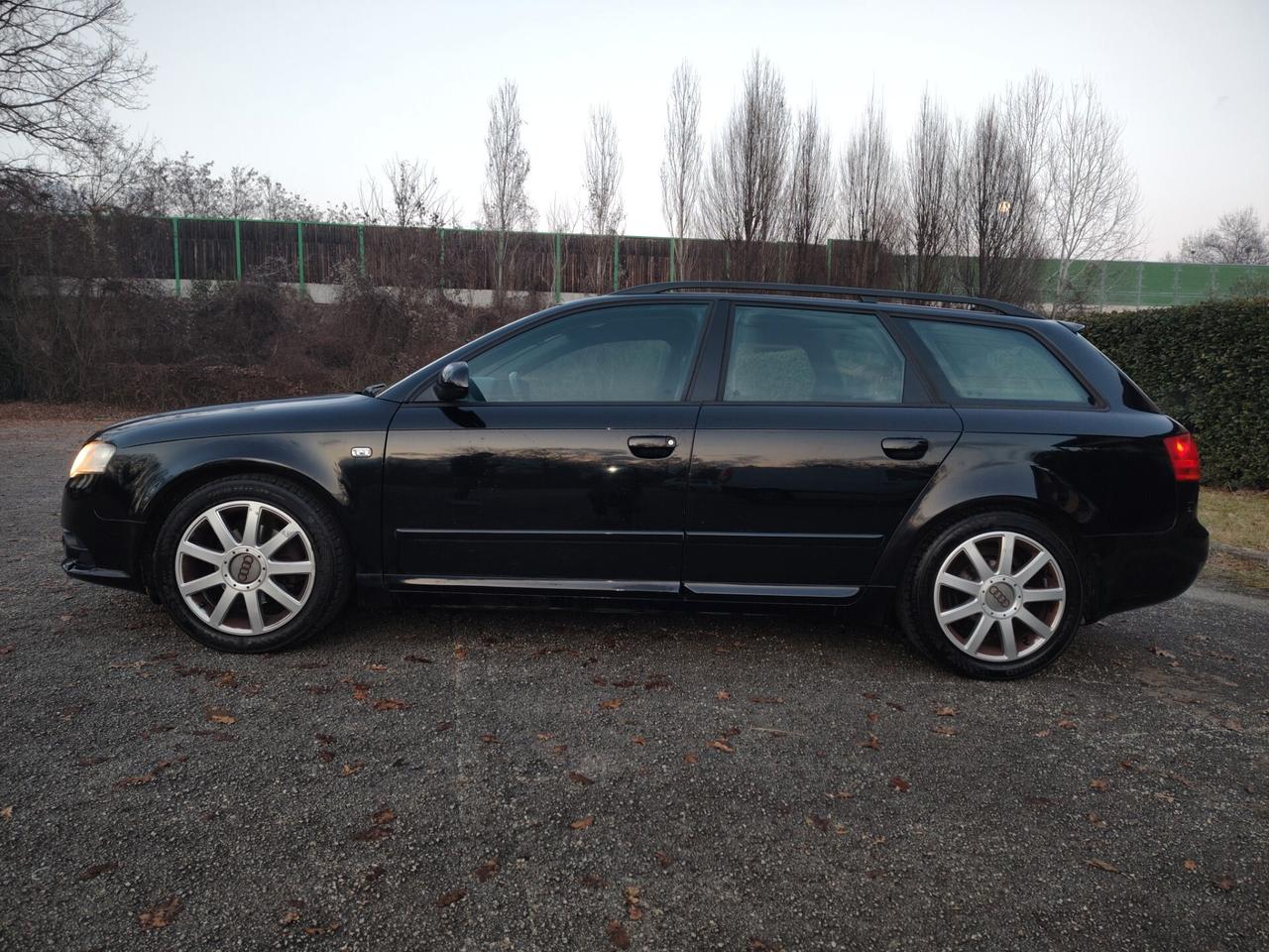 Audi A4 2.0 16V TDI Avant S LINE SOLO 120.000KM!!!
