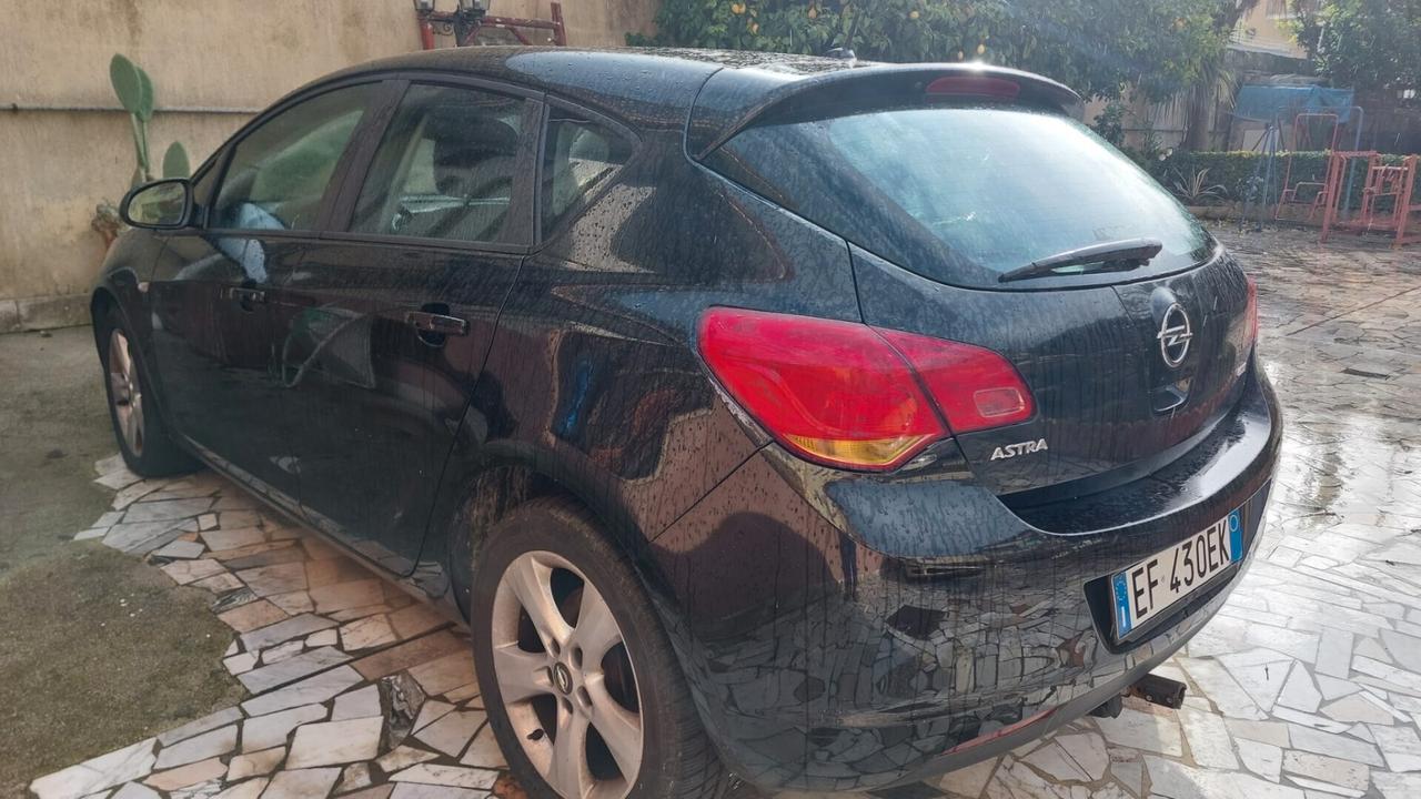 Opel Astra 1.7 CDTI 125CV 5 porte Elective