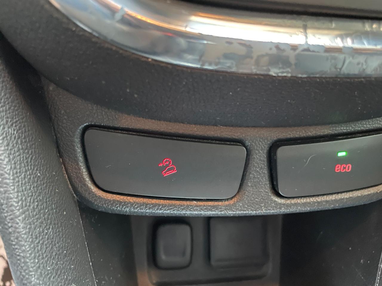 Opel Mokka BENZINA - NEOPATENTATI AREA B MILANO