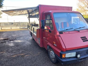 Truckfood Renault Master TD