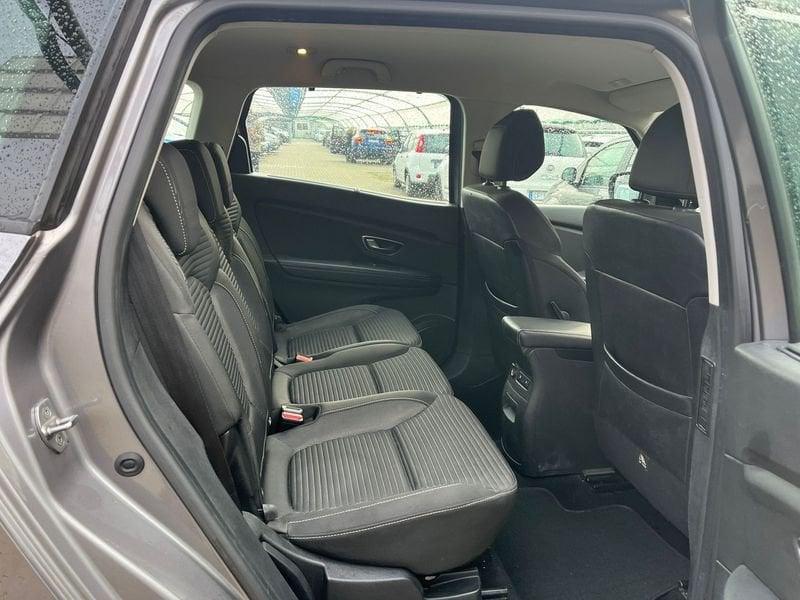 Renault Grand Scénic Blue dCi 120 CV Initiale Paris