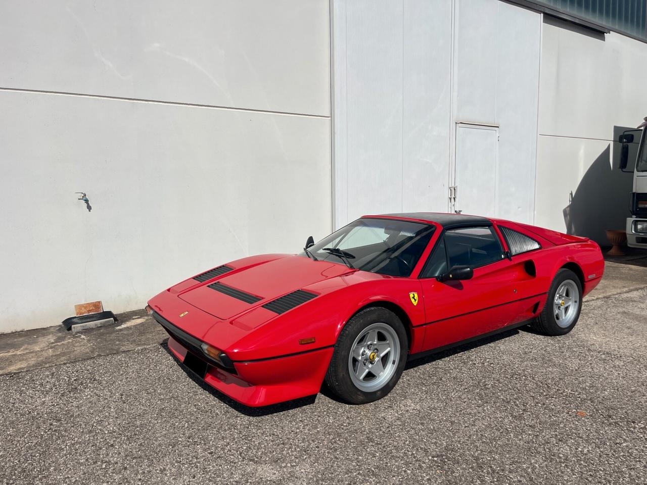 Ferrari 208