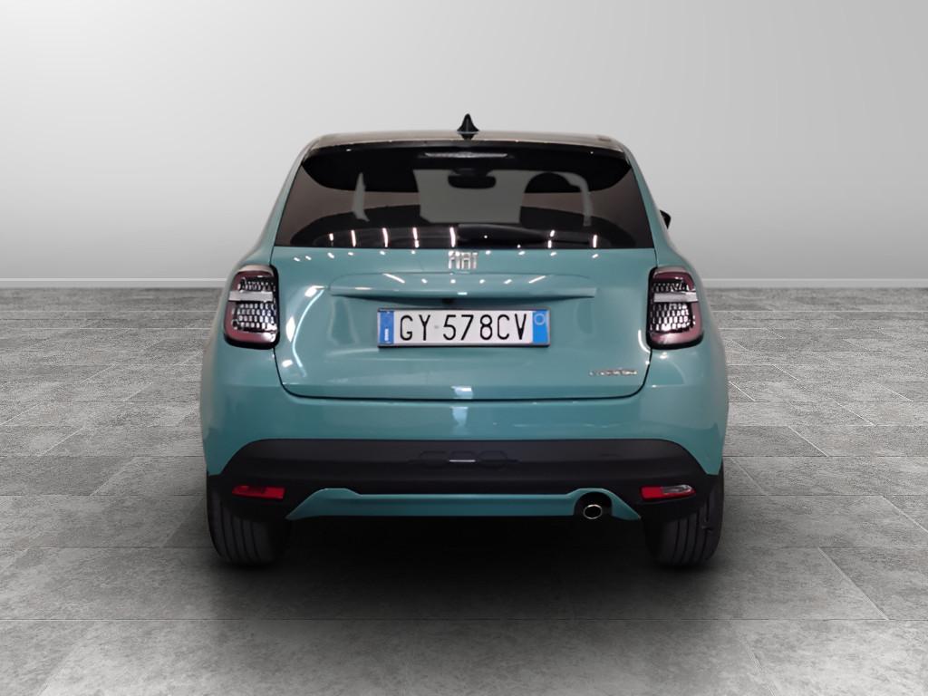FIAT 600 IV 2023 - 600 1.2 hybrid La Prima II 110cv auto