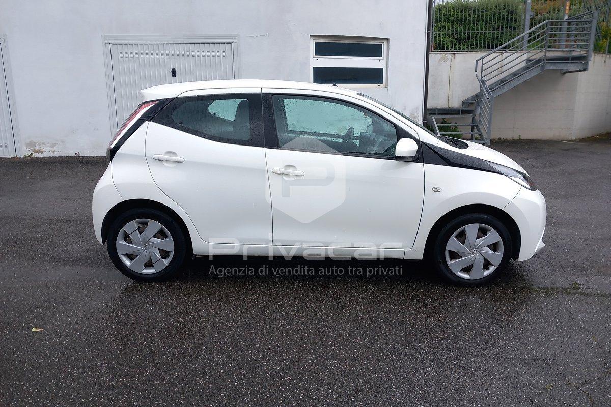 TOYOTA Aygo 1.0 VVT-i 69 CV 5 porte x-play