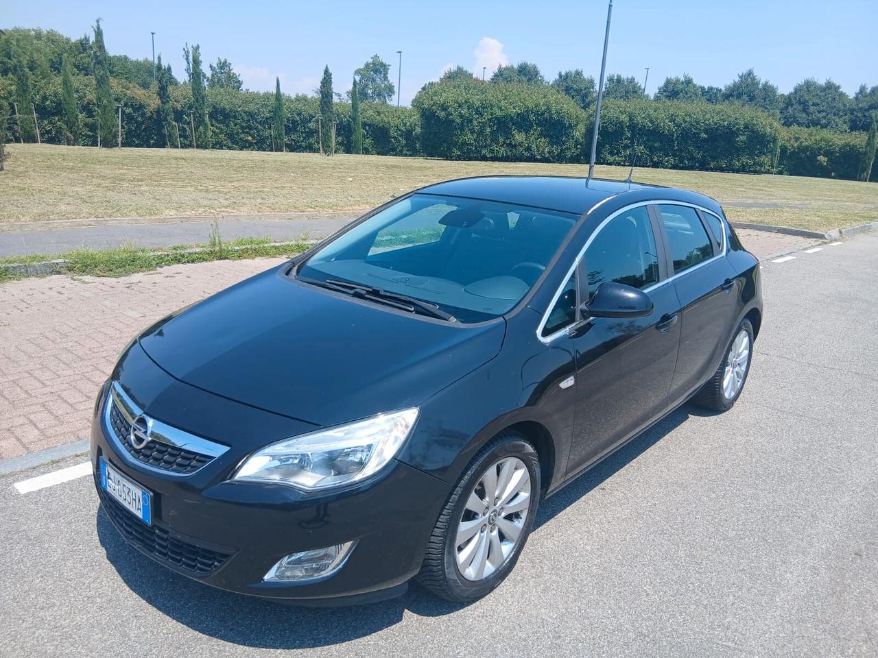 Opel Astra 1.7 CDTI 110CV 5 porte Cosmo