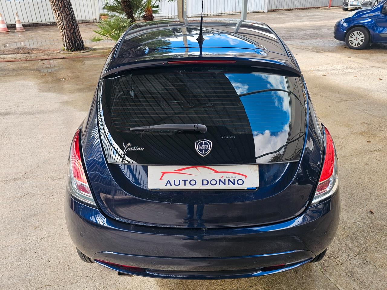 Lancia Ypsilon 1.2 69 CV 5 porte GPL Ecochic Elefantino Blu