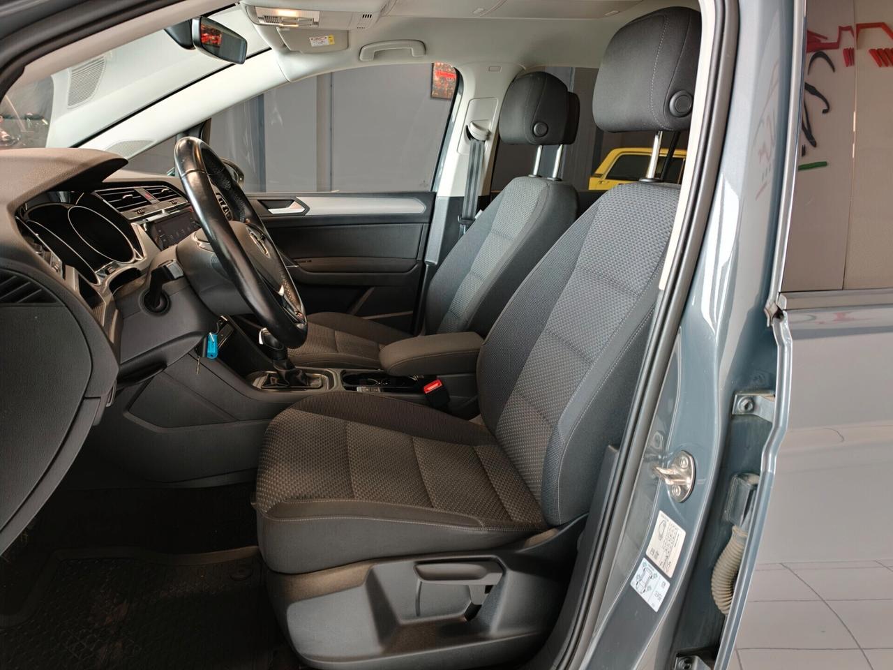 Volkswagen Touran 2.0 TDI 150 CV SCR DSG Executive BlueMotion Tech.