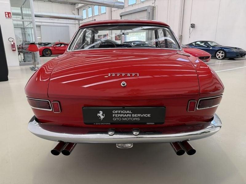 Ferrari 330 GT 2+2 restauro da concorso