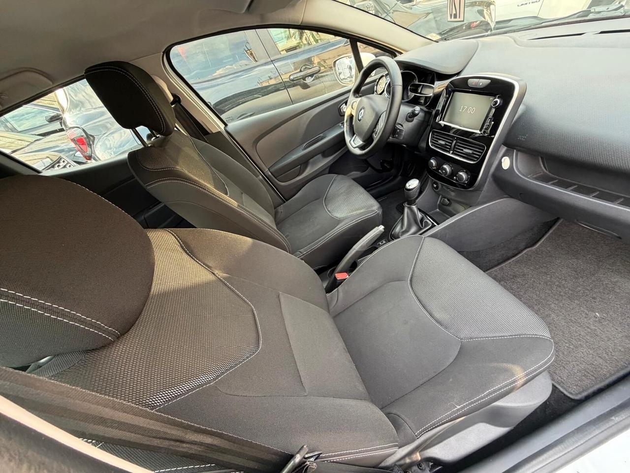 Renault Clio TCe 12V 90 CV GPL 5 porte Moschino Intens