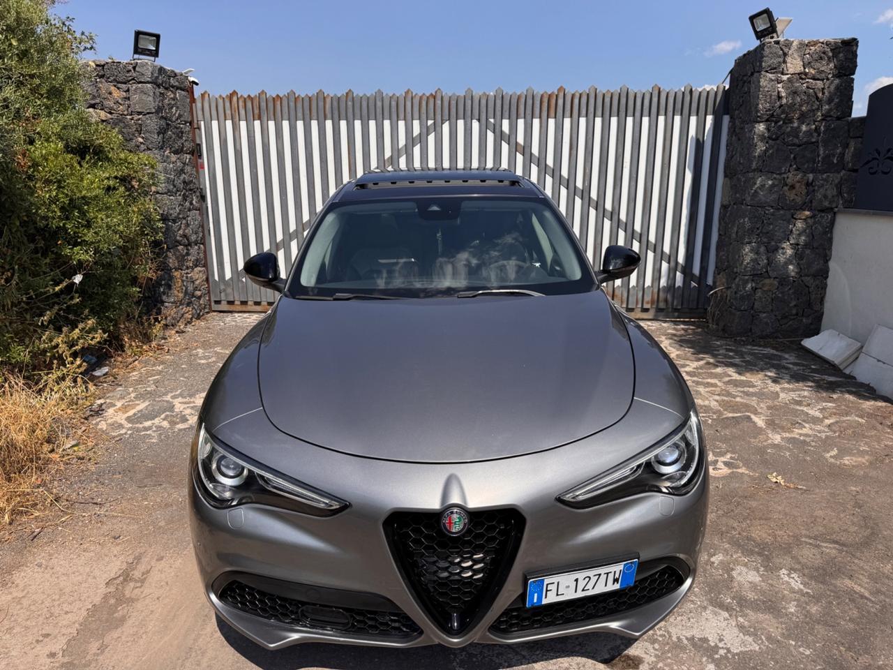 Alfa Romeo Stelvio 2.0 Turbo benzina 280cv