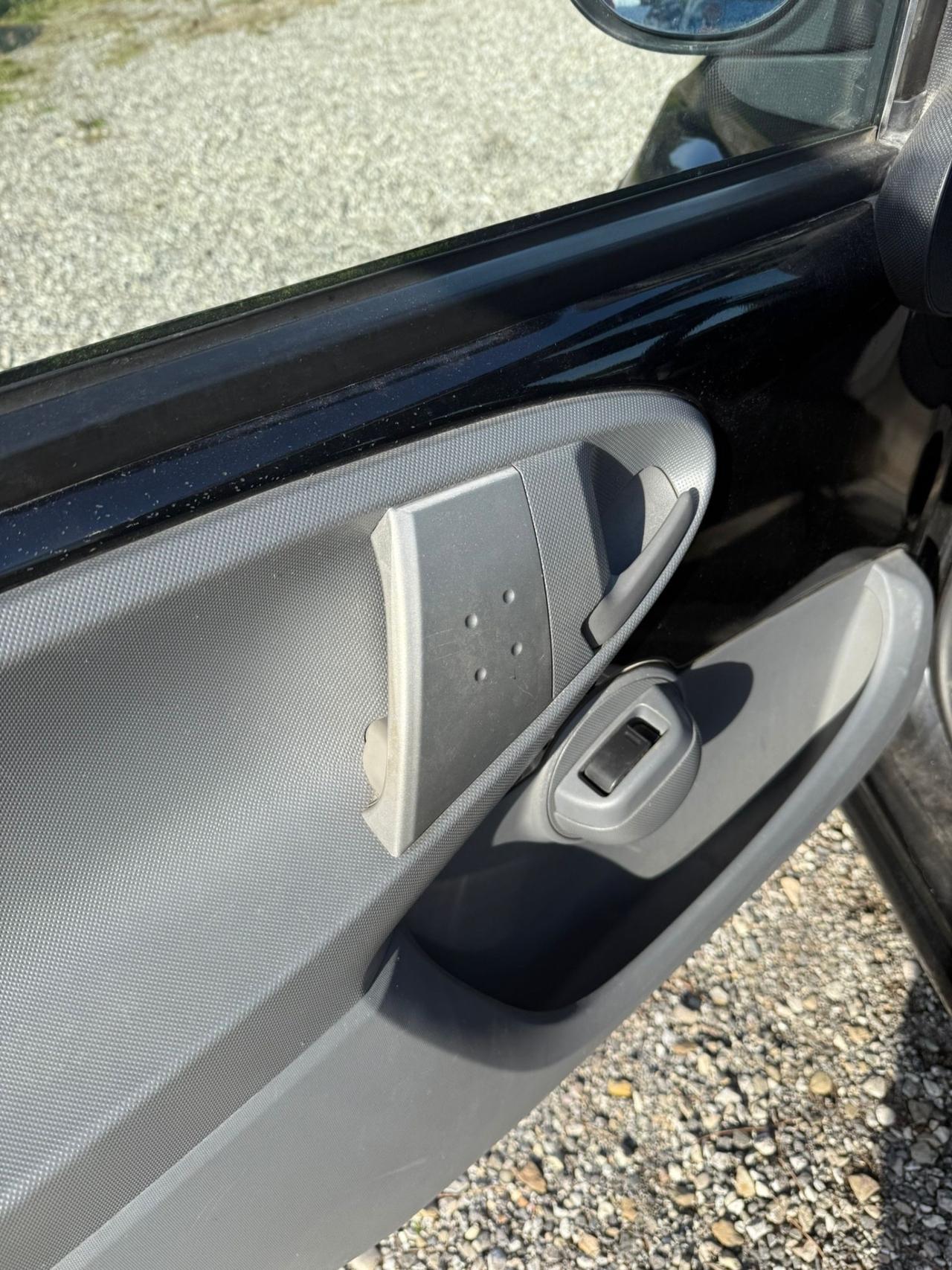 CITROEN C1 1.0 BENZINA Automatica