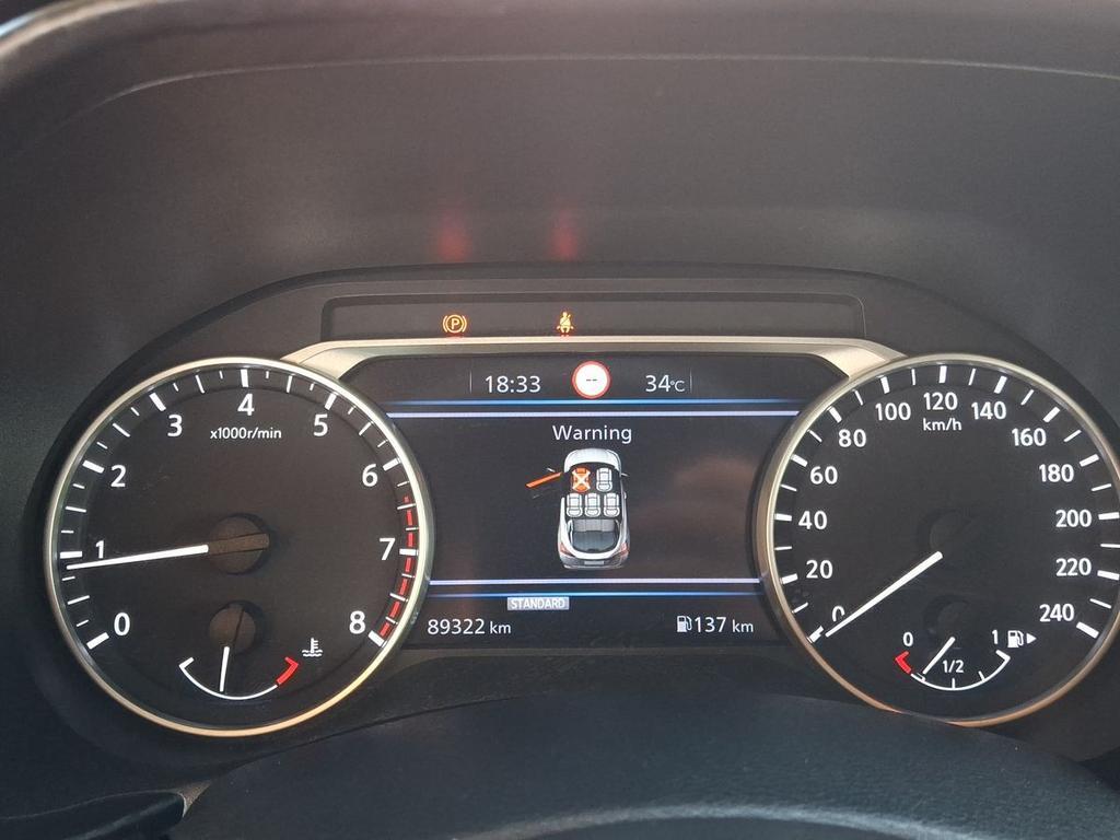 Nissan Juke 1.0 dig-t N-Connecta 114cv