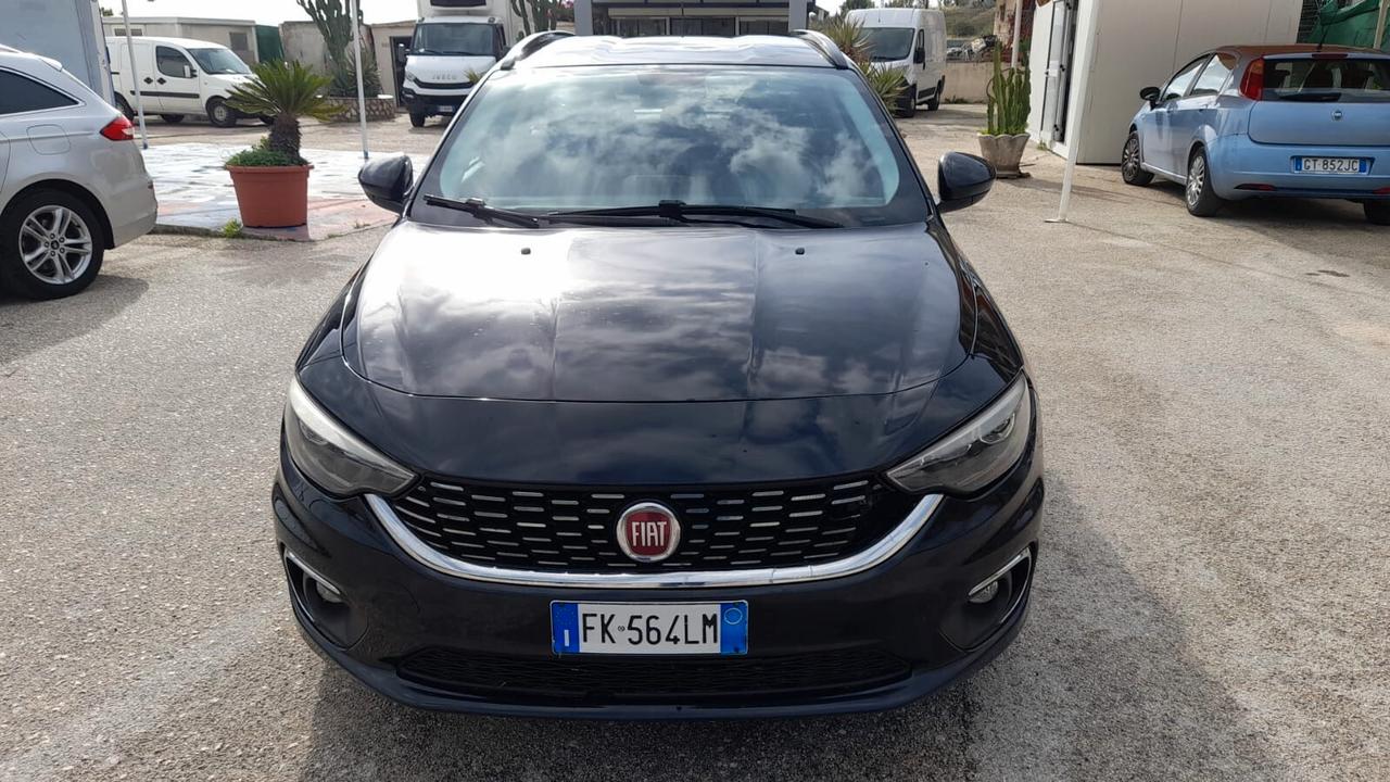 Fiat Tipo 1.3 Mjt S&S SW Lounge 95cv