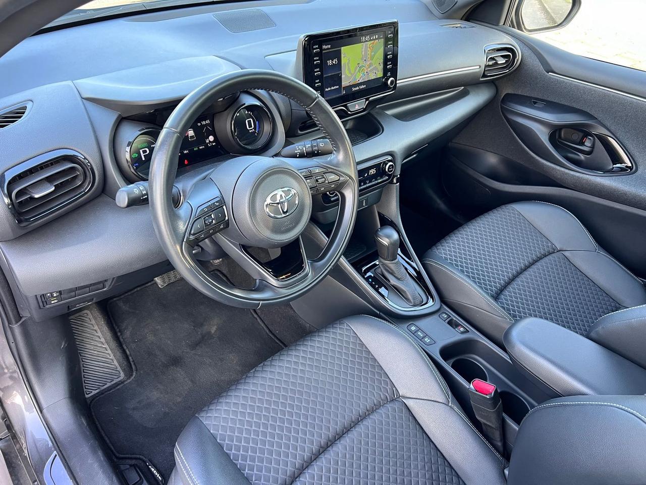 Toyota Yaris Lounge 1.5 HEV
