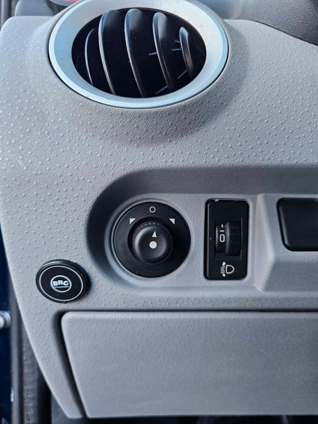 CITROEN C3 1.4 ELEGANCE 73CV METANO