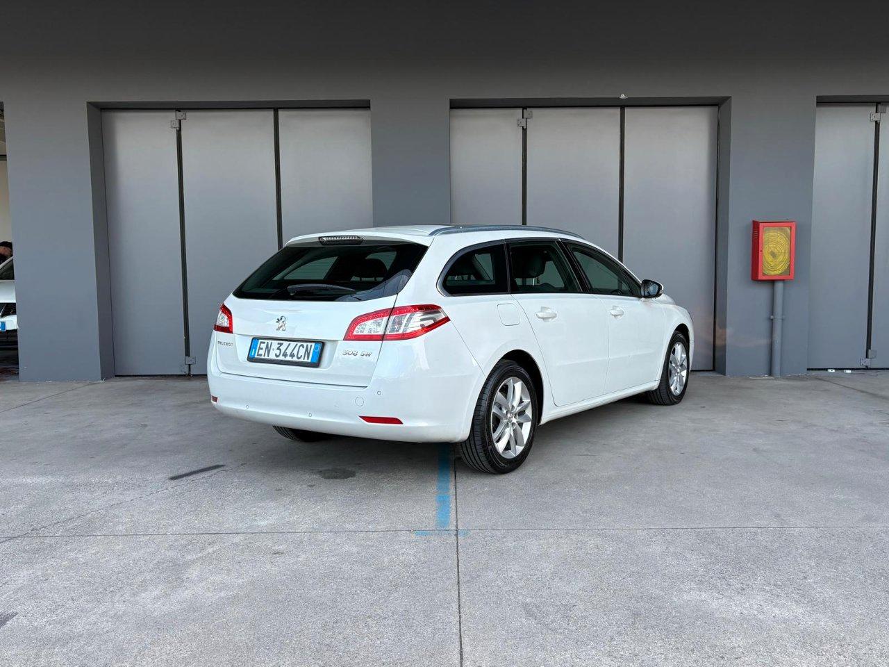 Peugeot 508 Station Wagon 508 SW 2.0 hdi 16v Active Ciel 140cv