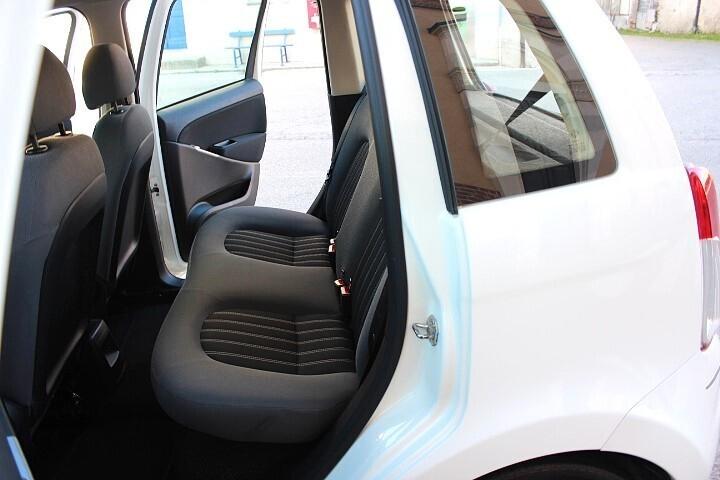 Lancia MUSA 1.4 8V Ecochic (GPL) SILVER ESTERNO PERFETTO INTERNO COME NUOVA