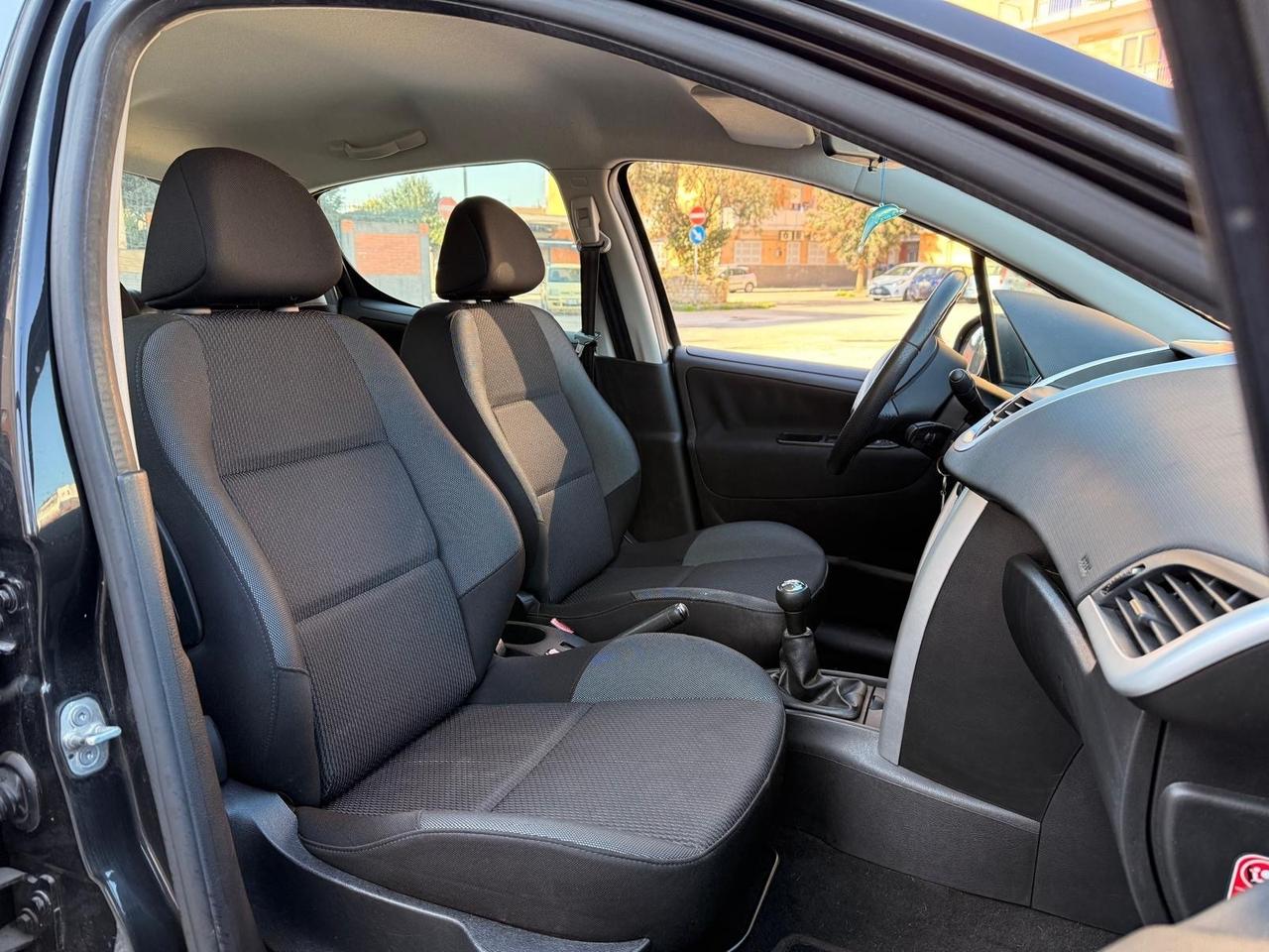 Peugeot 207 1.4 HDi 90mila KM Restyling 2012 Full Ottima