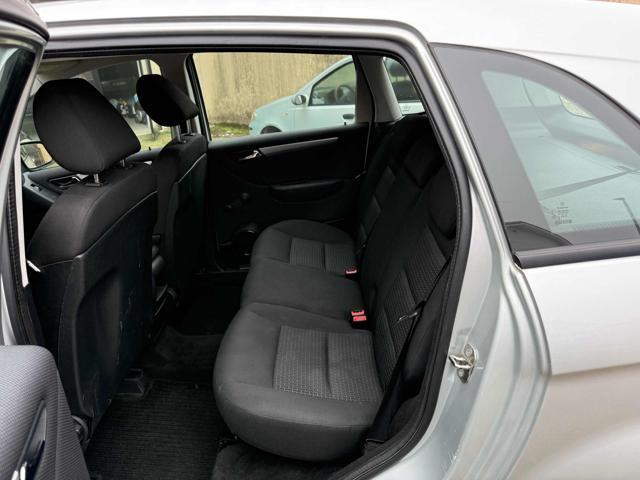 MERCEDES-BENZ B 180 CDI Executive