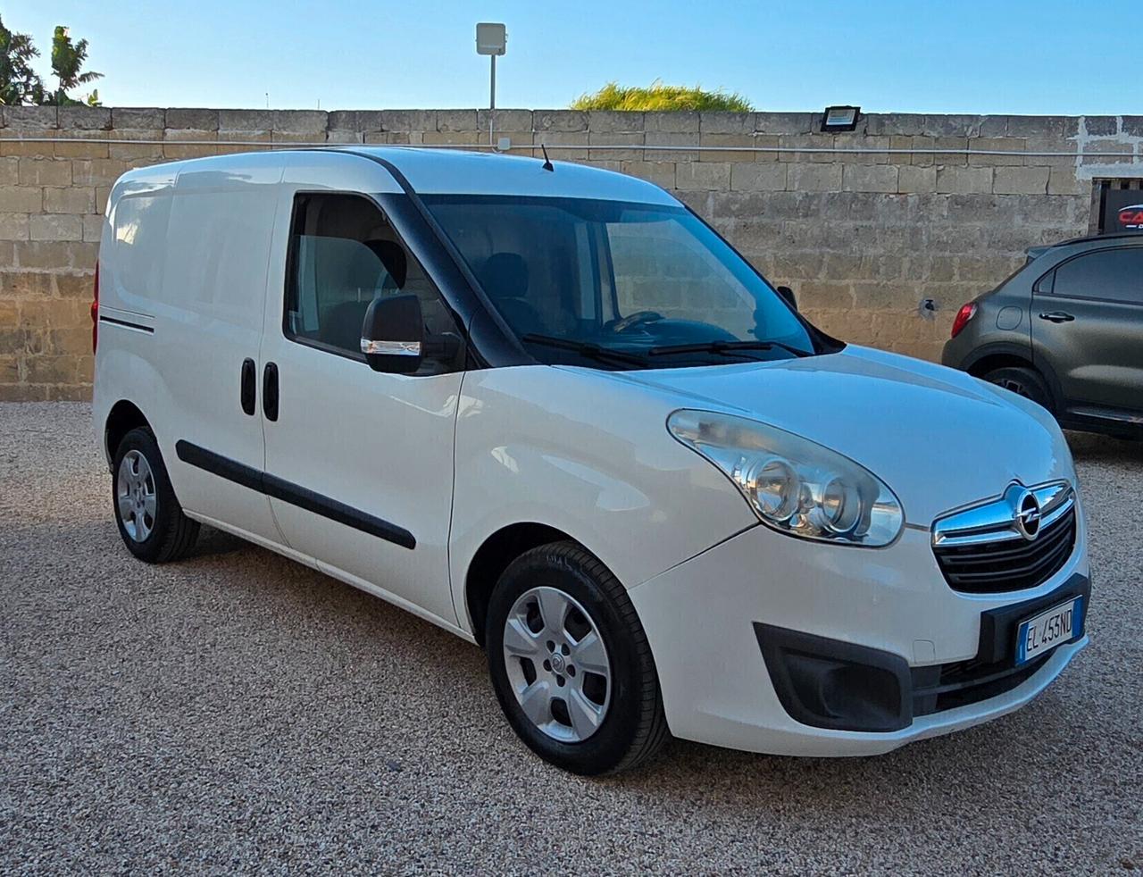 Opel Combo 1.6 CDTi 105CV PC-TN Club N1