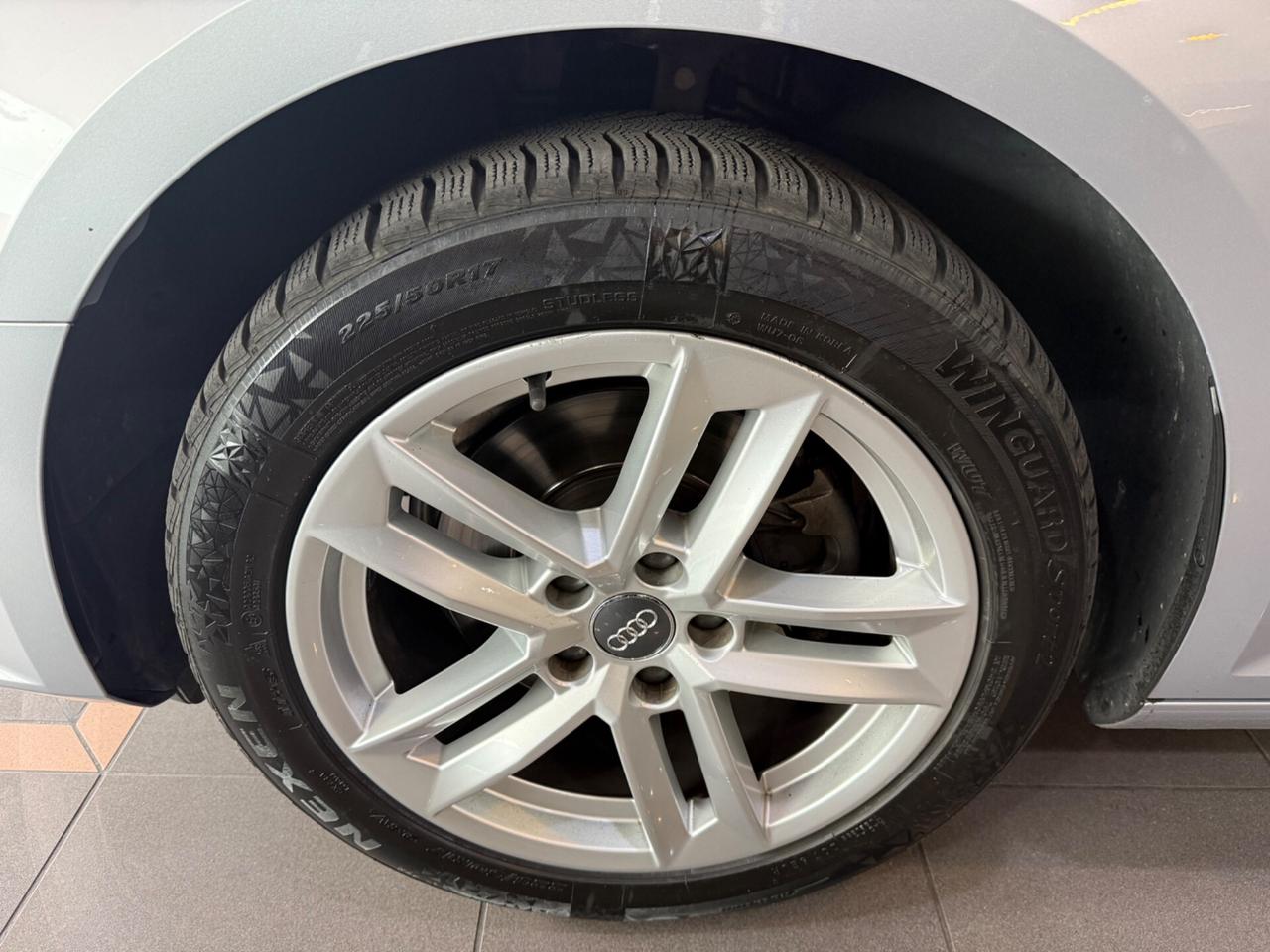 Audi A4 Avant 2.0 TDI 122 CV Business Sport