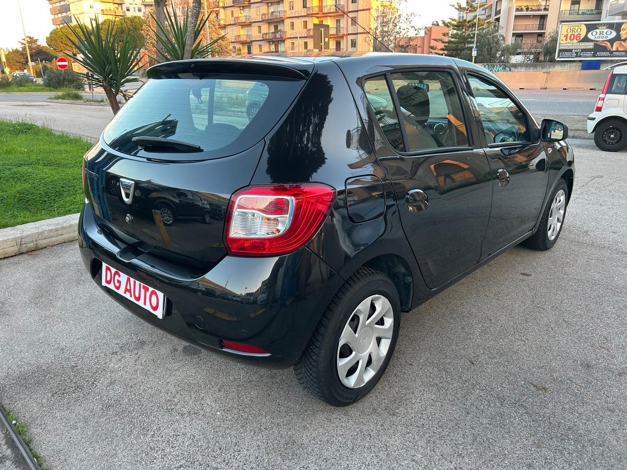Dacia Sandero Gpl casa madre 1.2 benz 75 cv 2015