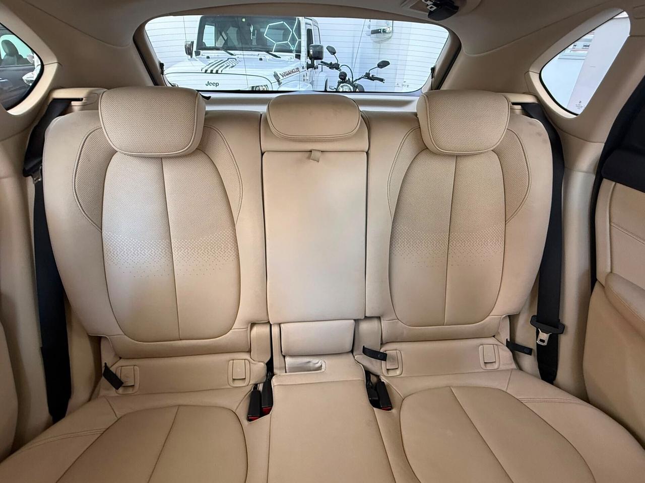 Bmw 2er Active Tourer 218d Luxury