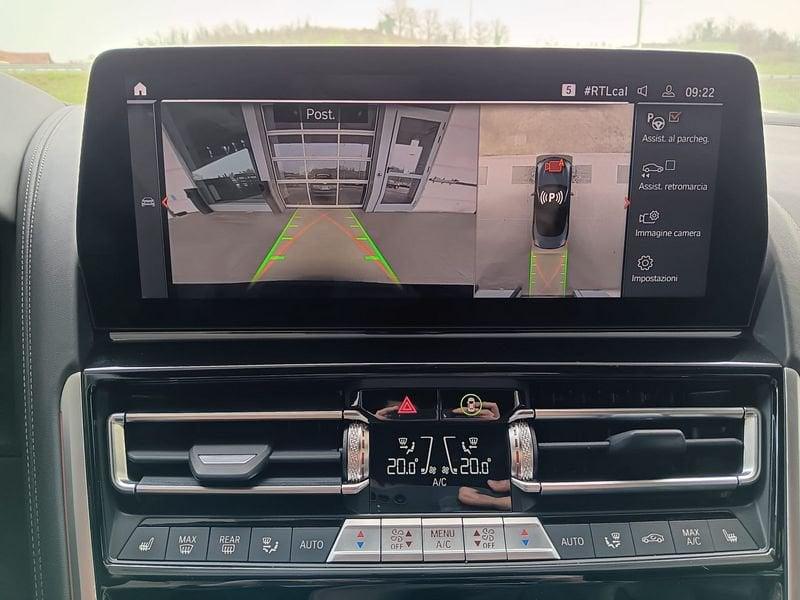 BMW Serie 8 840d Cabrio mhev 48V xdrive auto