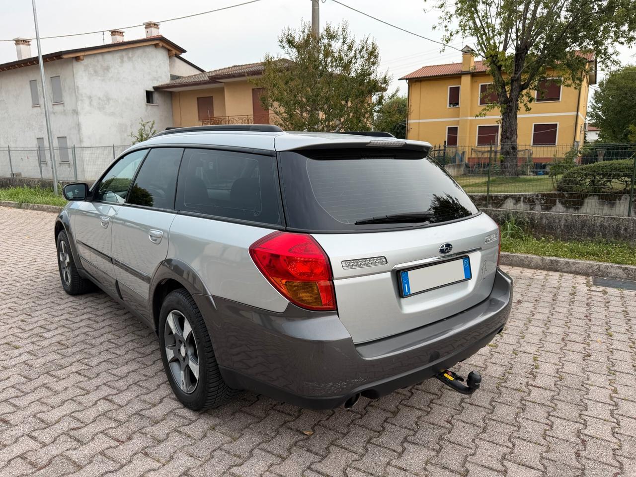 Subaru OUTBACK 2.5i GPL AWD Gancio Traino