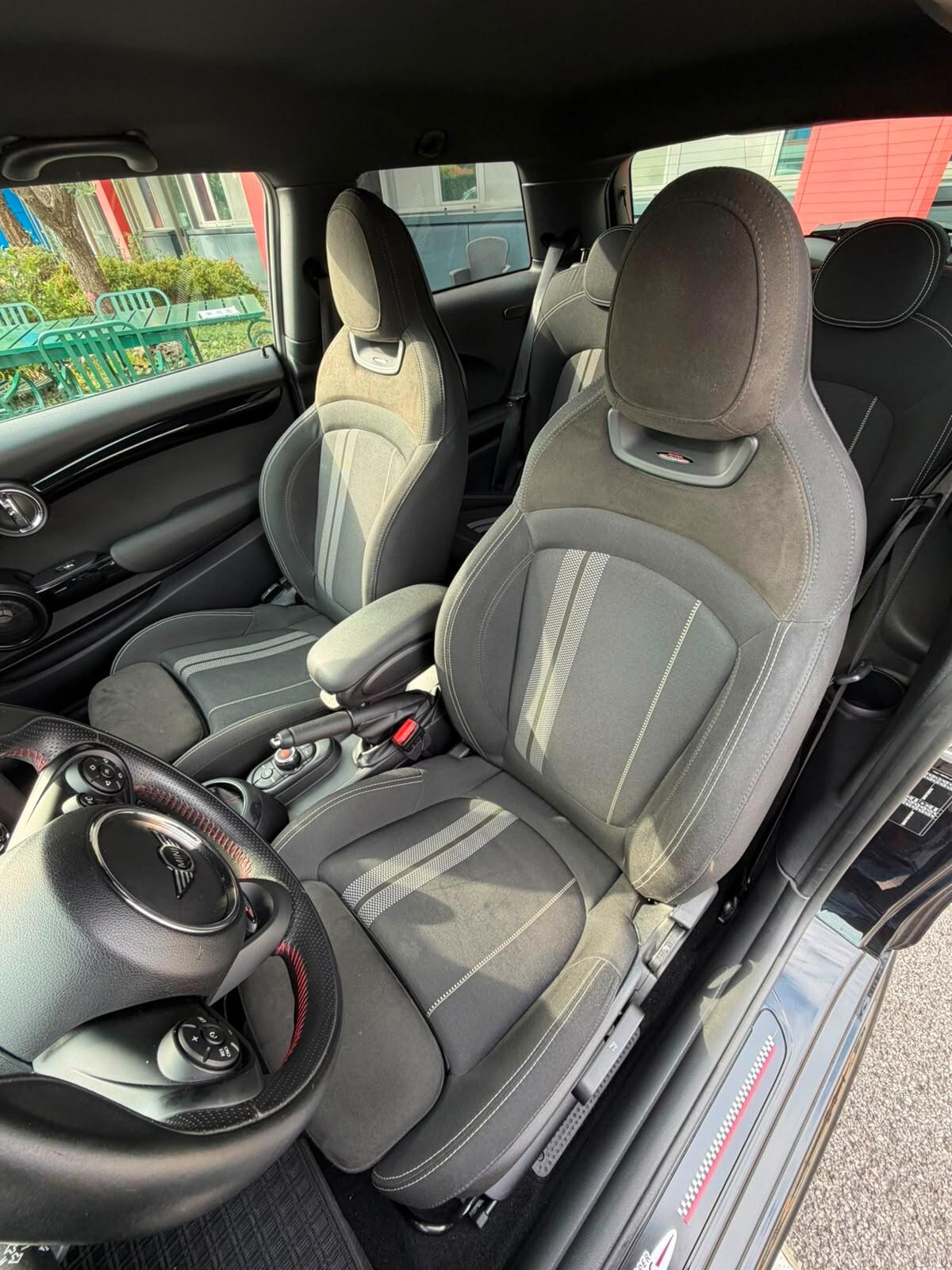 Mini 2.0 John Cooper Works 231 CV Manuale