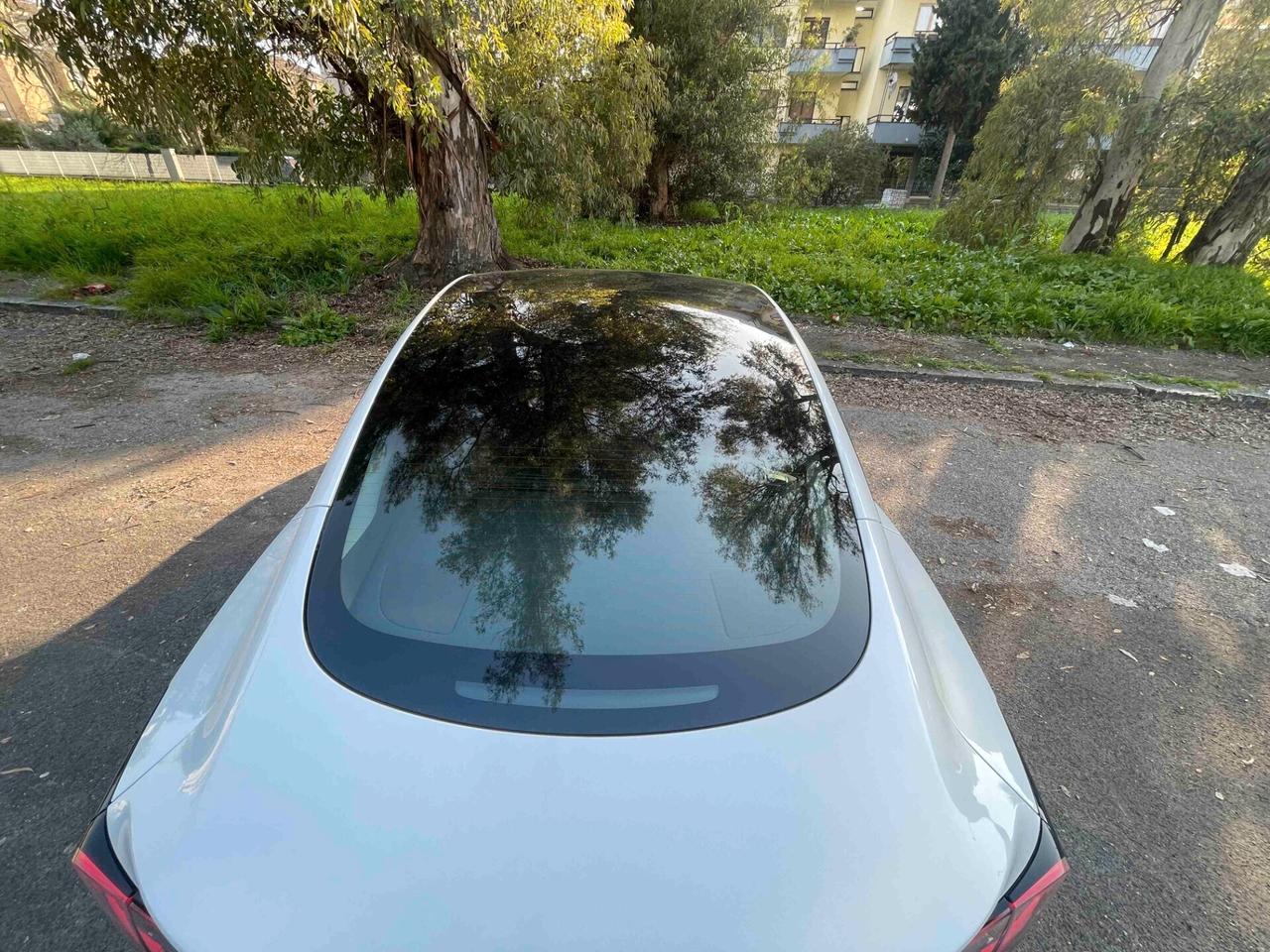 Tesla Model 3 Long Range Dual Motor AWD 82KWH