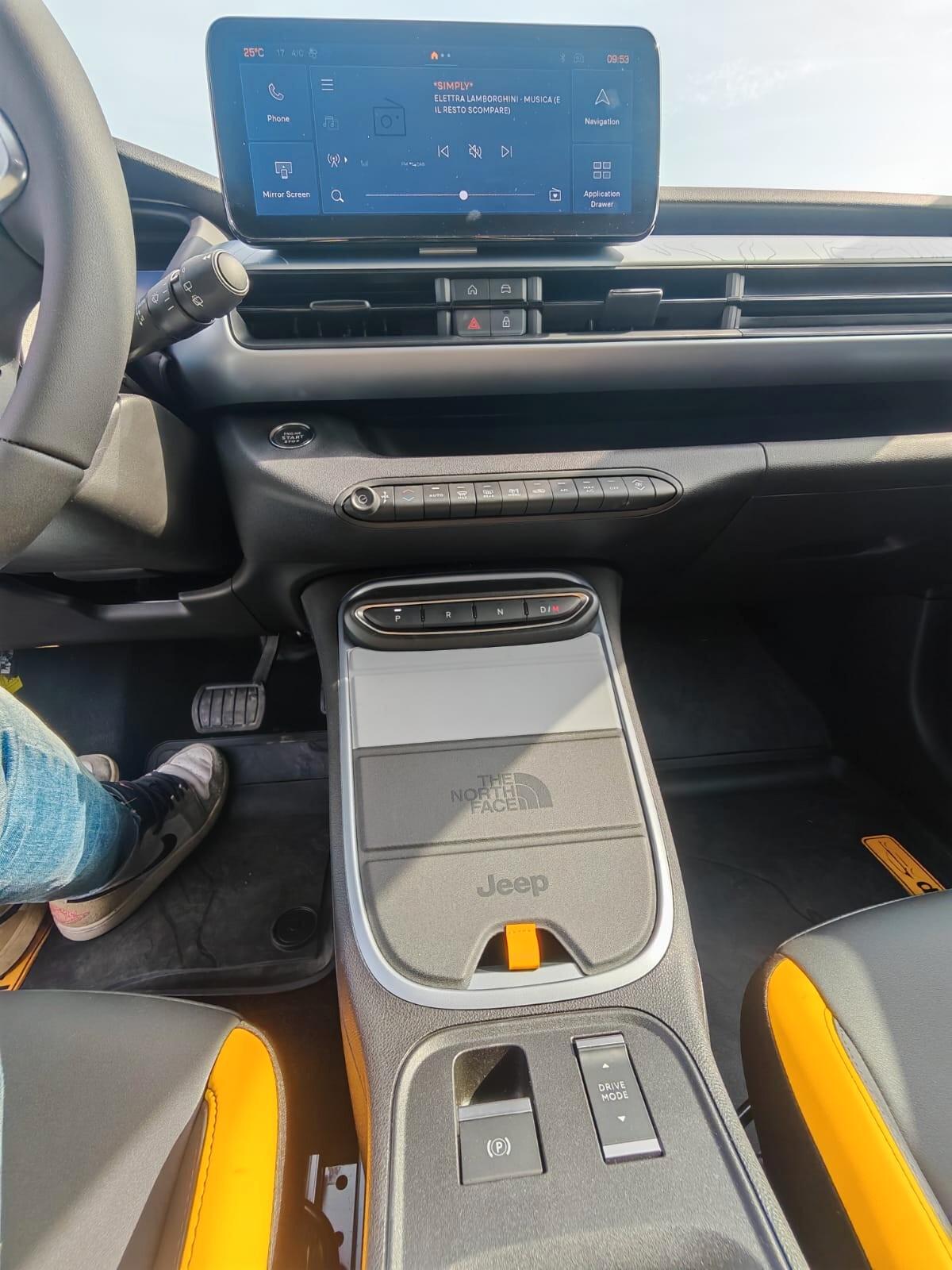 Jeep Avenger 1.2 Turbo 136 CV MHEV 4xe The North Face
