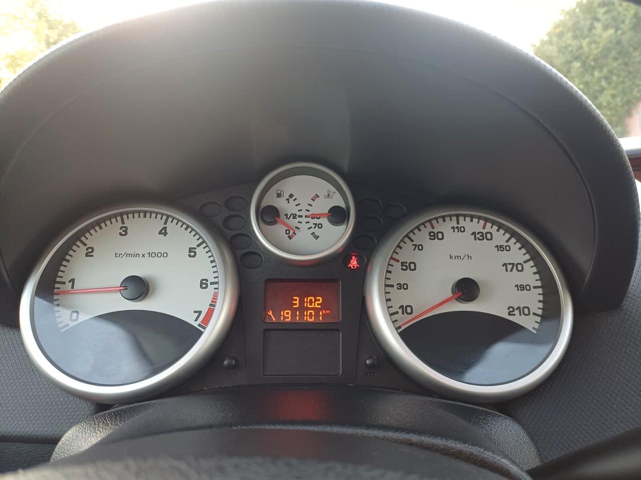 Peugeot 207 1.4 8V 75CV 5p. Energie Sport ECO GPL