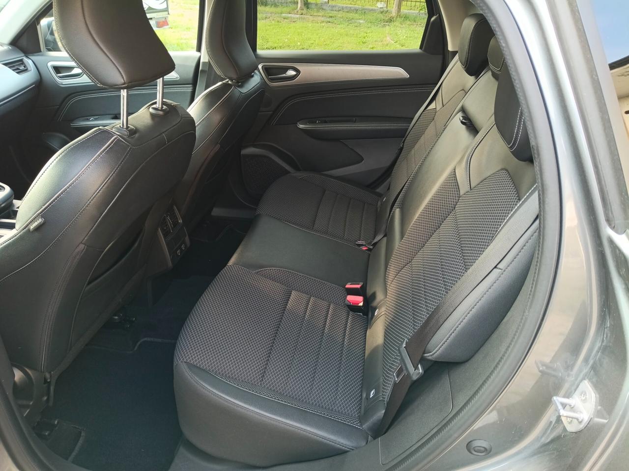 Renault Arkana 1.6 Full Hybrid E-Tech 145 CV Techno