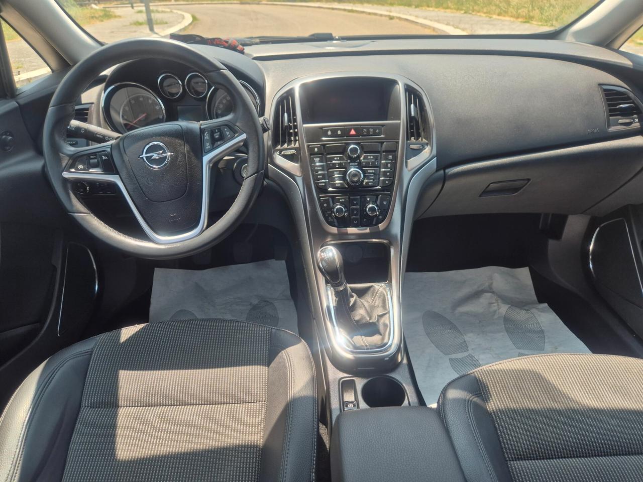 Opel Astra cosmo 1.4 Turbo 140CV 5 porte 2012