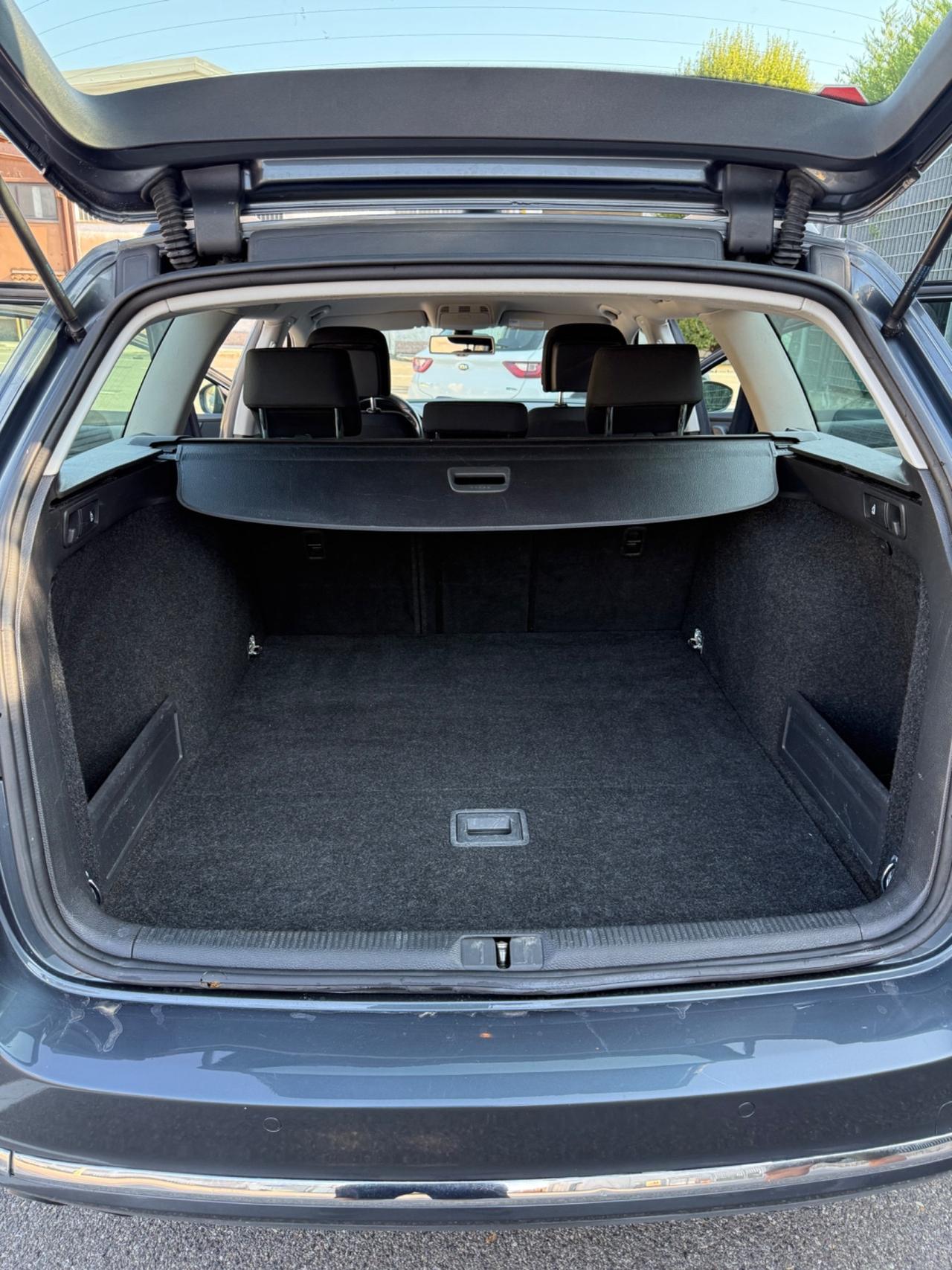 Volkswagen Passat Var. 1.6 TDI Comfortline BM.Tech.