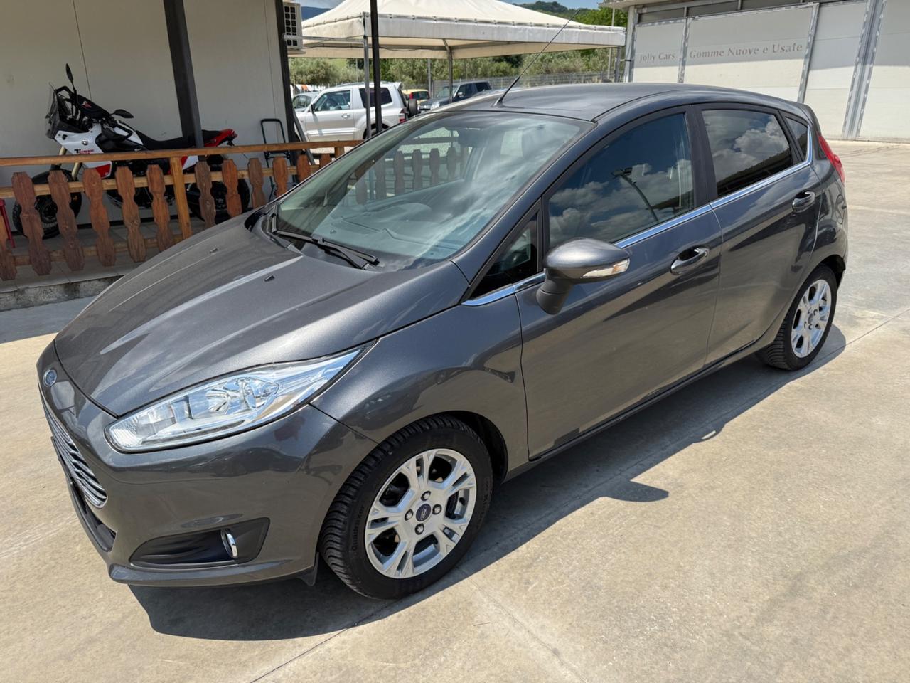 Ford Fiesta 1.5 TDCi 75CV 5 porte Titanium