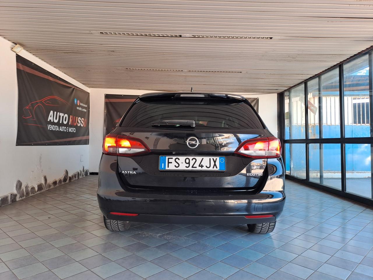 Opel Astra 1.4 Turbo 110CV EcoMetano