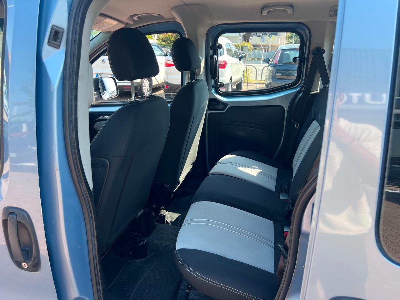 Fiat Qubo 1.3 MJT 75 CV Trekking
