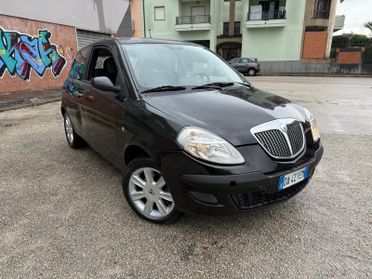 Lancia Ypsilon 1.2 Oro Giallo