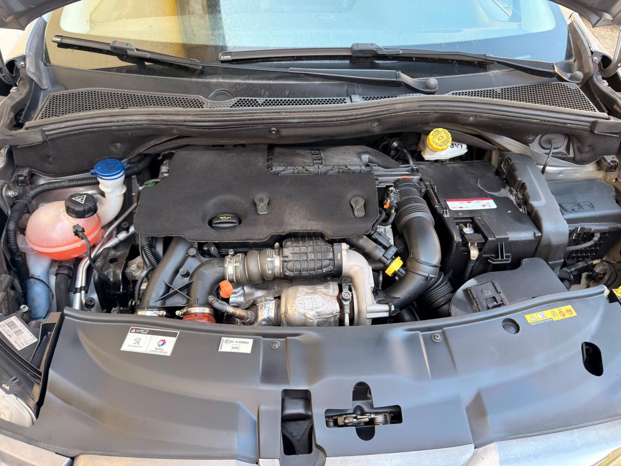 Peugeot 2008 Cambio Automatico KM 100.700