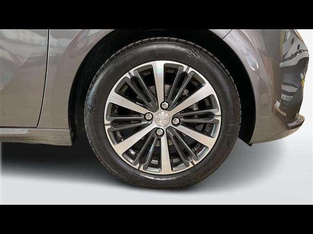 Peugeot 208 5p 1.2 puretech Allure 82cv